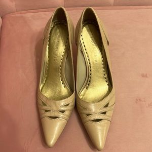 Nude colored Gianni Bini heels size 8 1/2